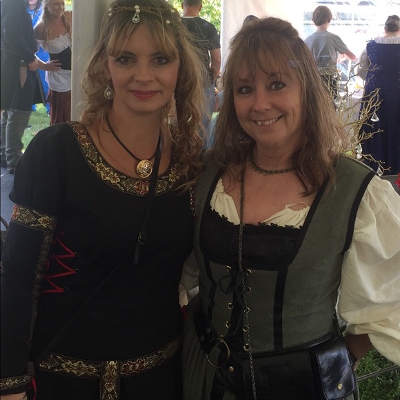 Meet your Posher, Pamela - Picture 7 of 14